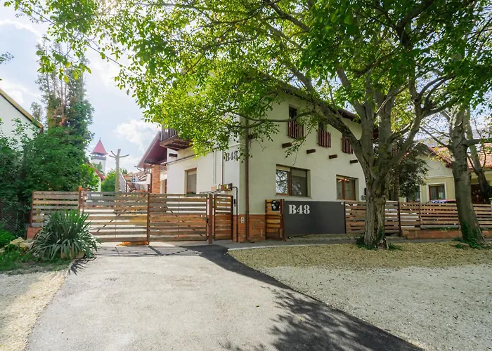 B48 Simplex - Egyszinten, Kenyelmesen Törökbálint